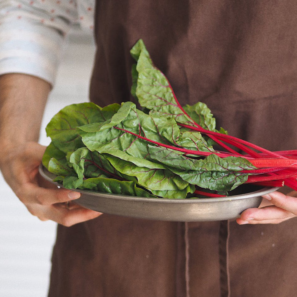 marché avec fruits et légumes de saison