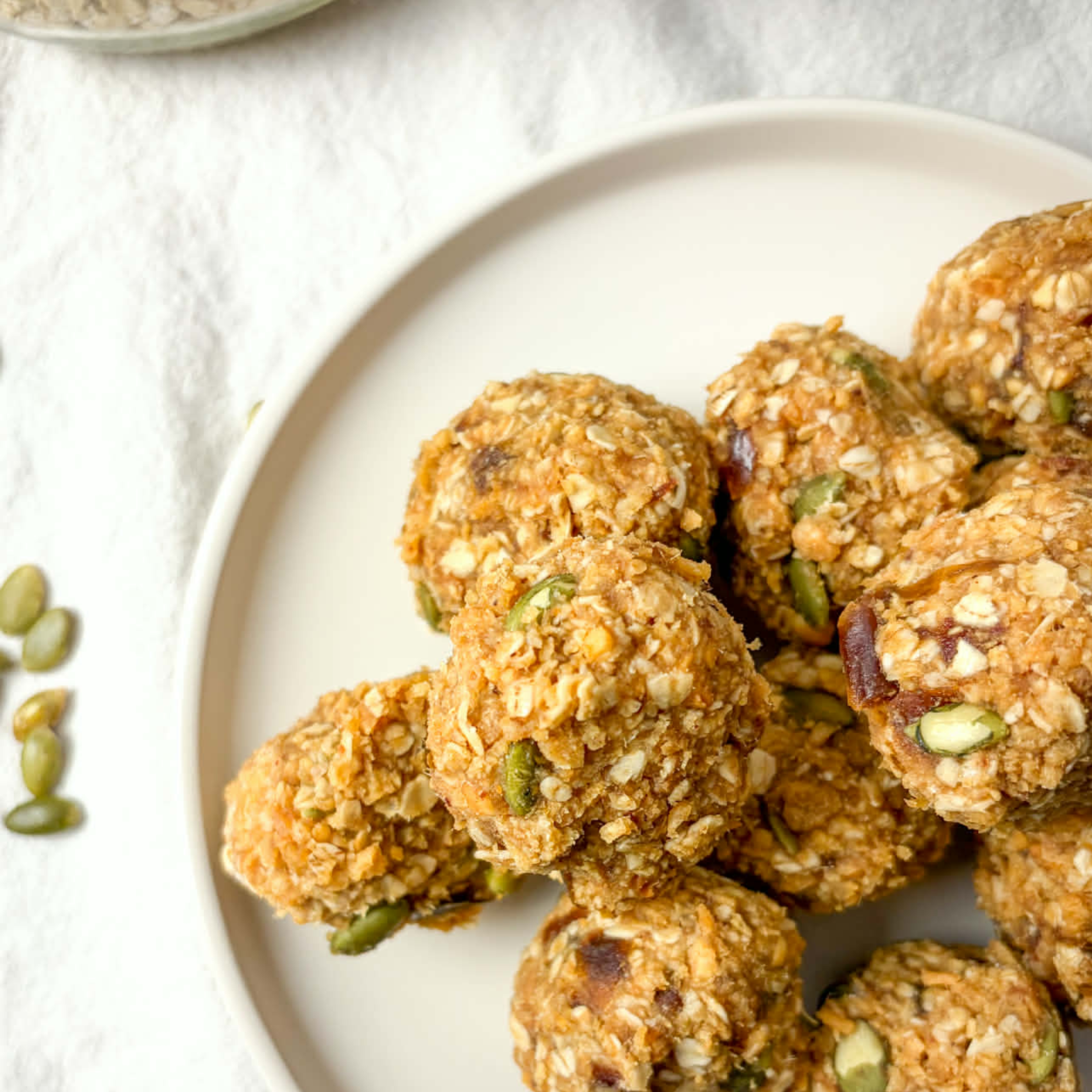 boules d'énergie protéinées à la PVT personnalisables faites par des nutritionnistes santé
